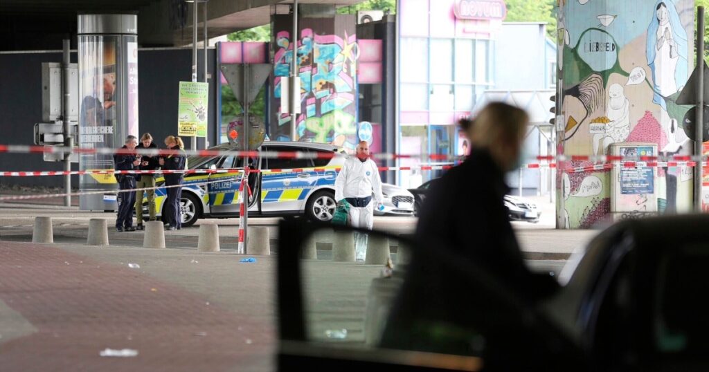 German Police Are Looking For A Man Injured After Attacking