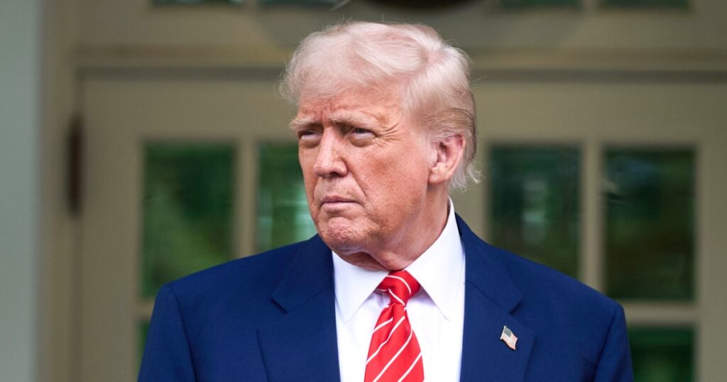 Trump Relies On A Small Circle Of Advisors When He