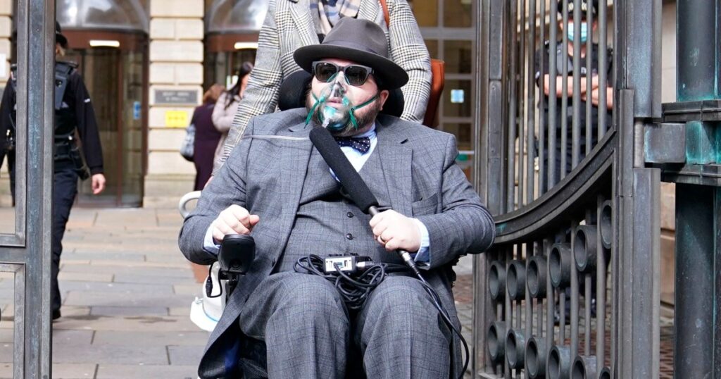 Man Accused Of Forgerying Death And Fleeing Us, Convicted Of