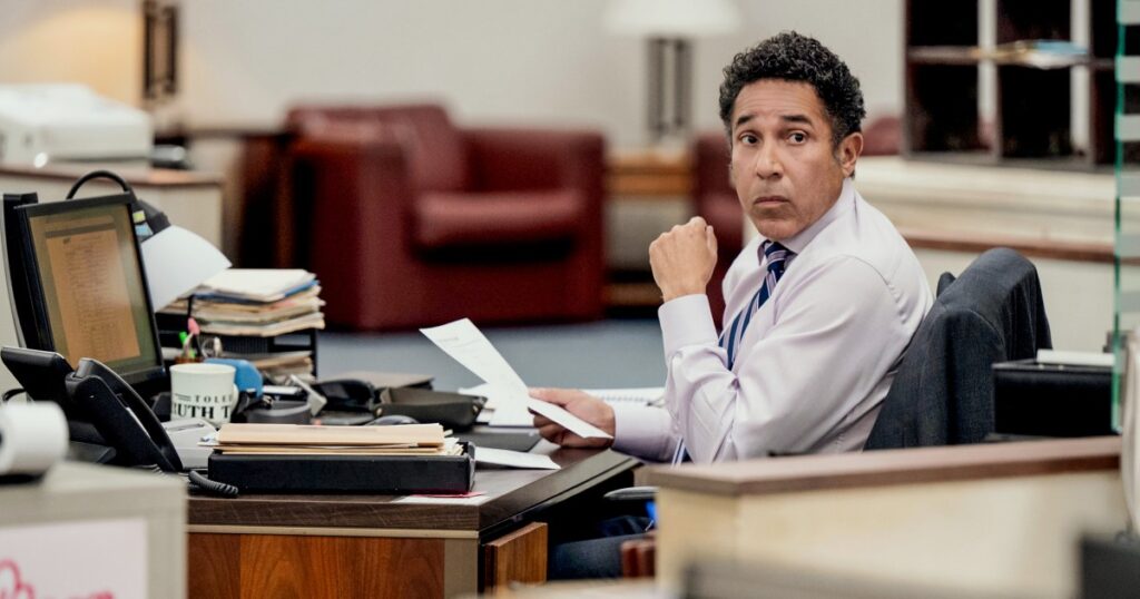 How Oscar Nunez Transitioned From "office" To "papers"