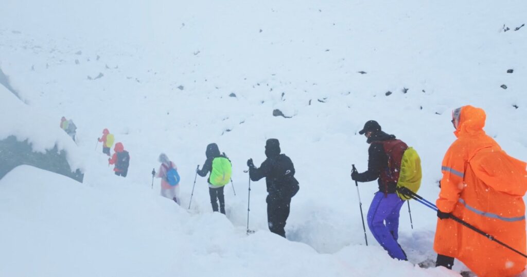Over 200 hikers are still left behind as blizzard hits