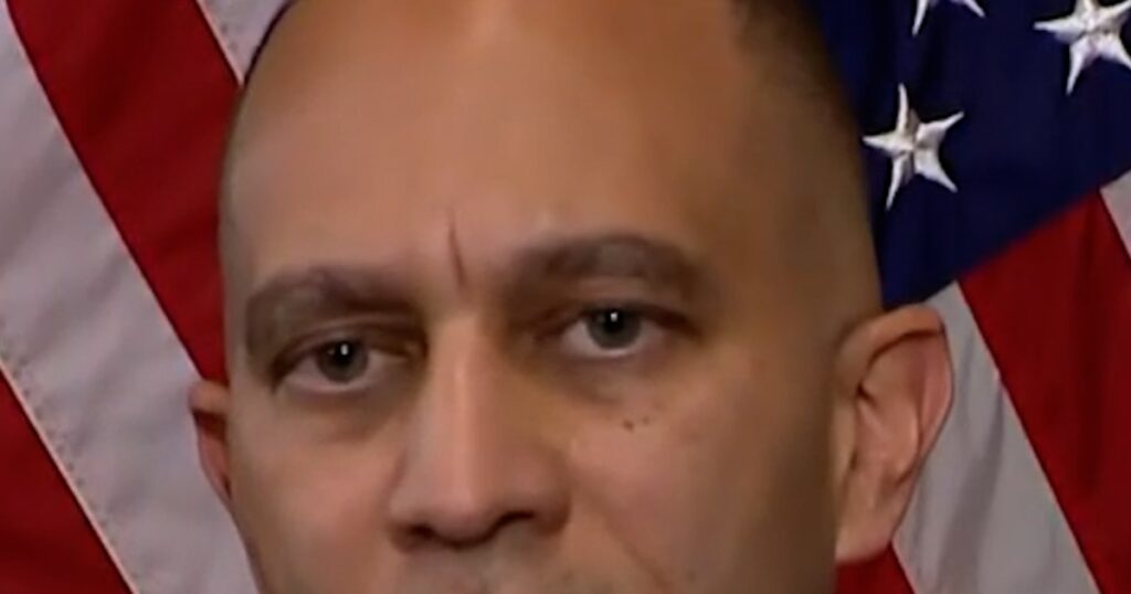 Pardoned jan. 6 rioter threatens to kill rep. jeffries