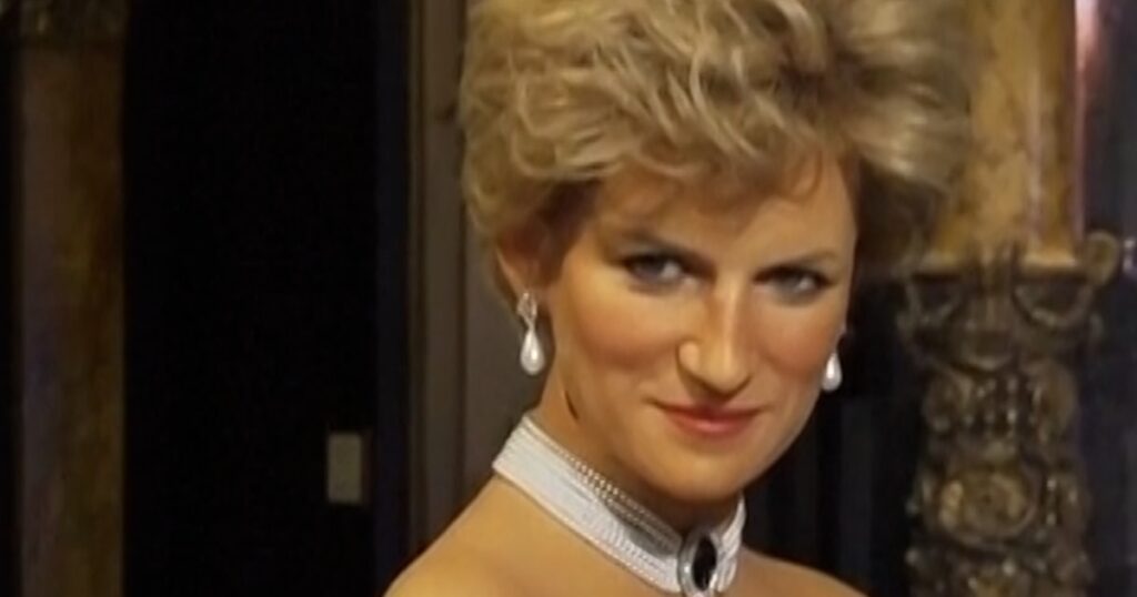 Princess diana's wax figure unveiled in paris