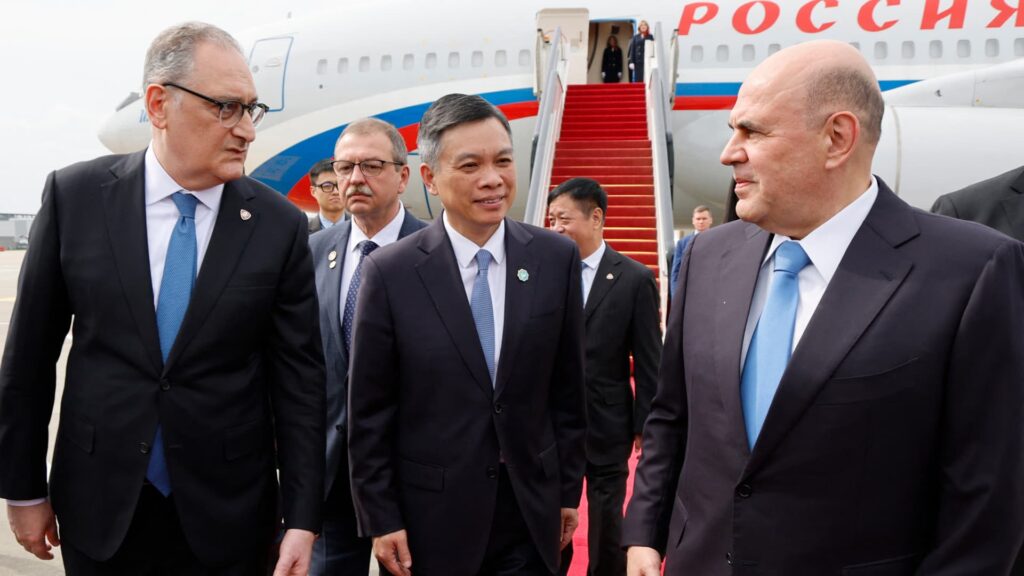 Russia is expected to warm up with china after president