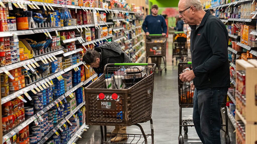 Stocks are increasing sentiment among wealthy people. labor market collapse