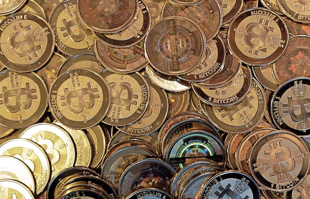 America is lagging behind in the cryptocurrency field. we need