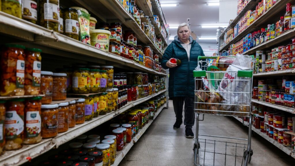 Do you believe these numbers? economists see many flaws in