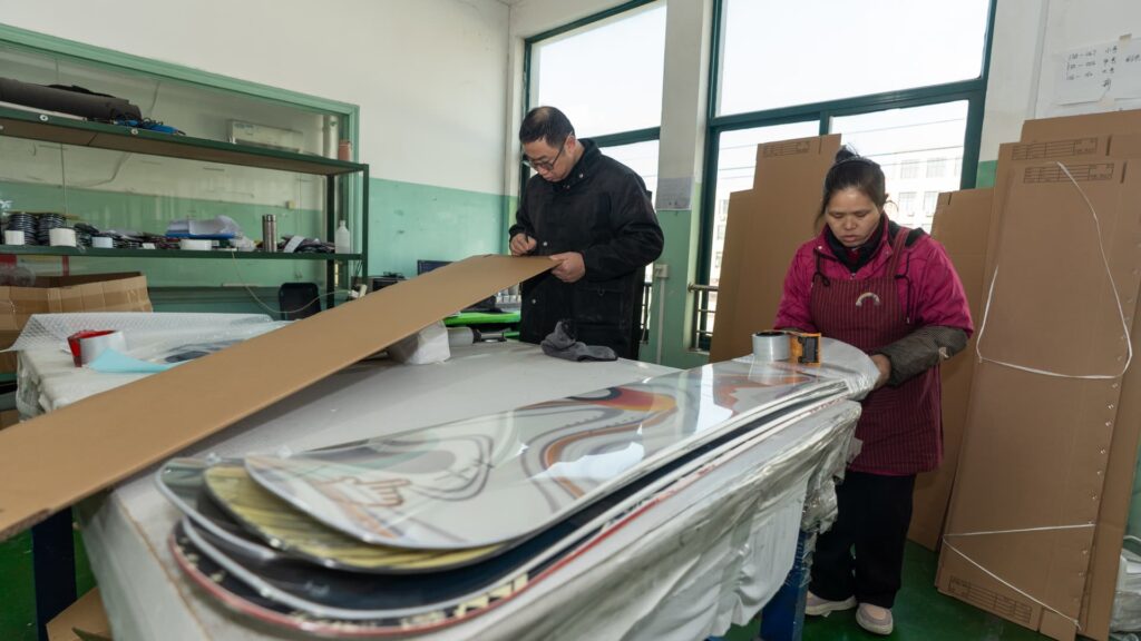 China's industrial profits will rise slightly in 2025, reversing three