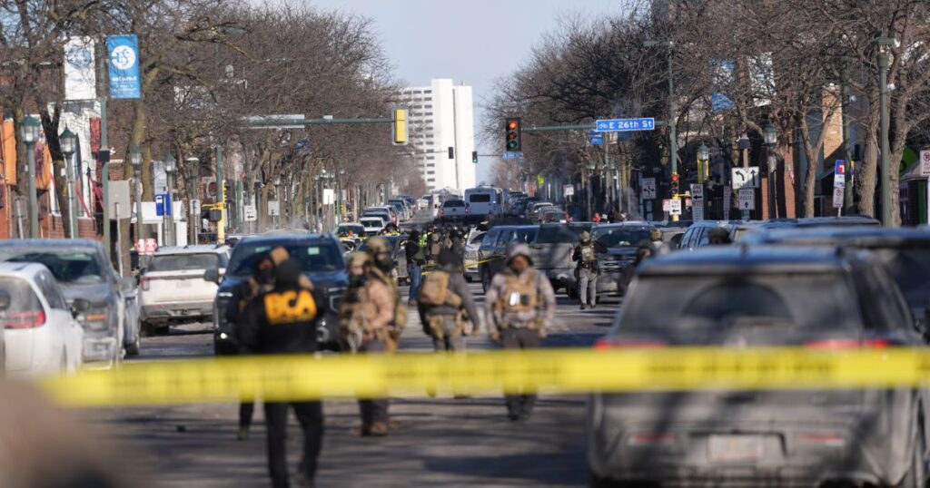 Eyewitness footage of cbp killing minnesota man appears to refute