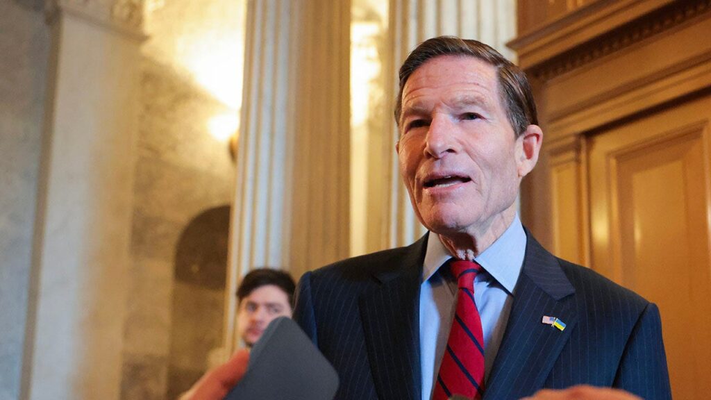 Sen richard blumenthal: congress could invite another crypto fueled bank failure