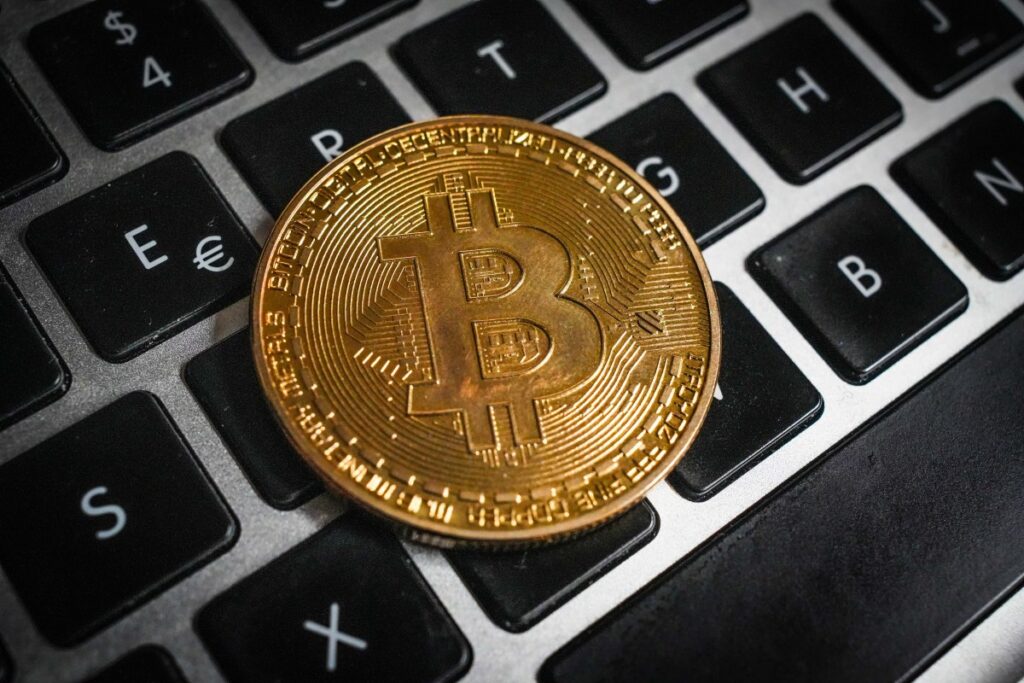 America wants to take the lead in cryptocurrencies. the reality