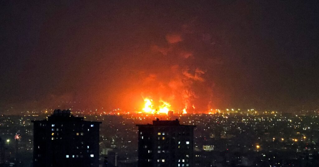 Us eases iranian oil sanctions to curb energy prices, giving