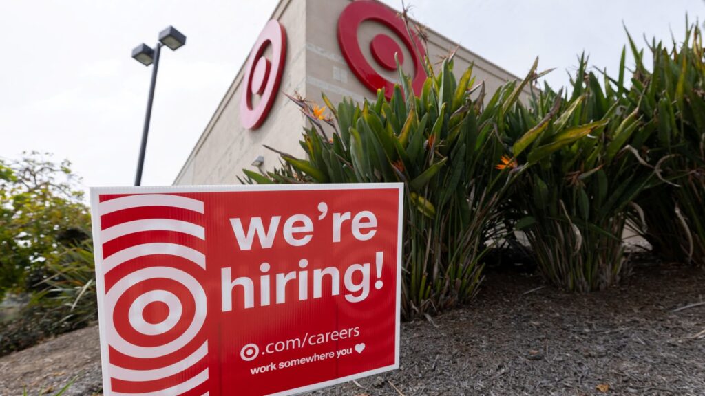 Private sector employment rose to 62,000 in march, more than