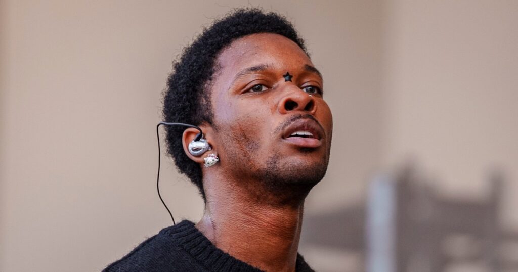 Singer d4vd found dead in tesla trunk, arrested on 10 month