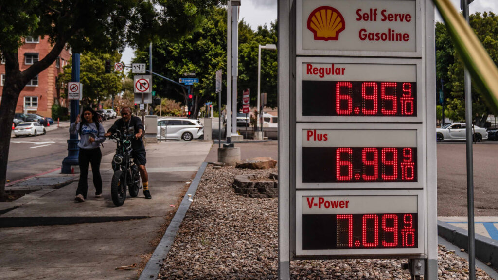 Consumer sentiment falls to record low in May as rising gas prices hit outlook Consumer sentiment falls to record low in may as rising