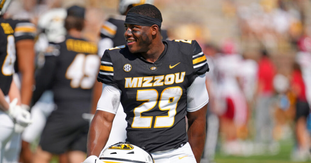 Missouri running back ahmad hadi shot during mississippi state concert