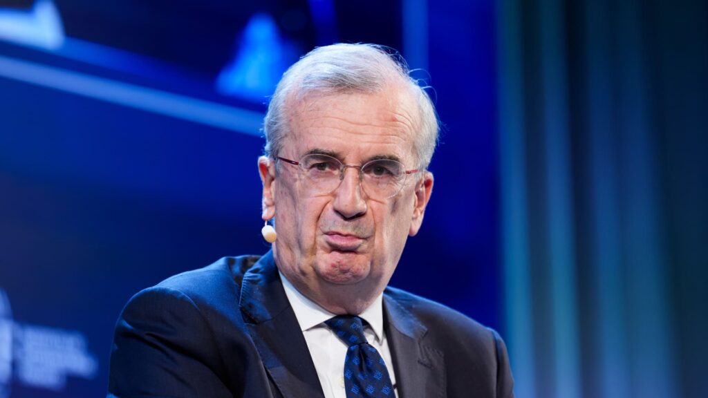 Villeroy says banks are ready to act