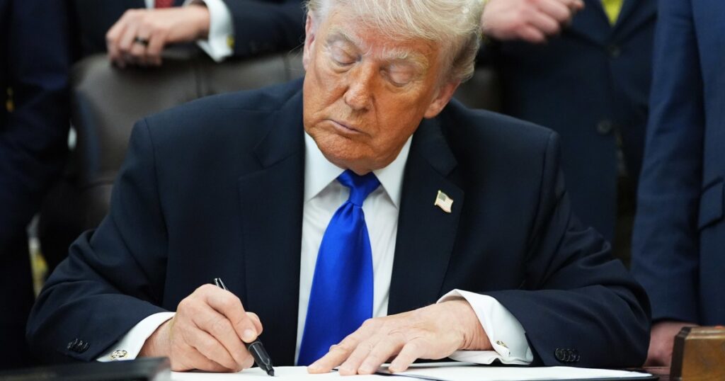 President trump signs ai order requiring access to new models
