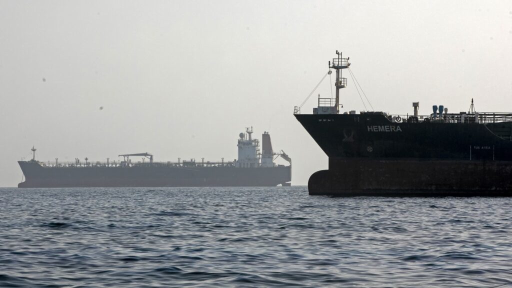 Us and iran step up attacks amid ceasefire dispute and