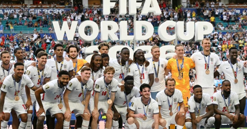 Inglaterra celebra el tercer lugar y Francia hace autocritica tras la derrota Inglaterra celebra el tercer lugar y francia hace autocritica tras