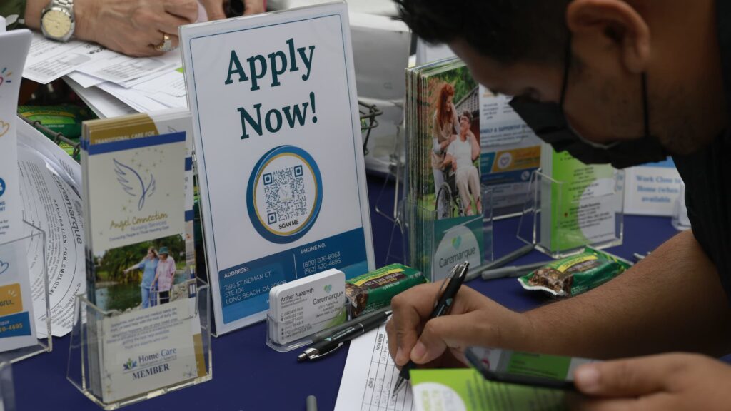 Private payrolls rose by 98,000 people in june, lower than