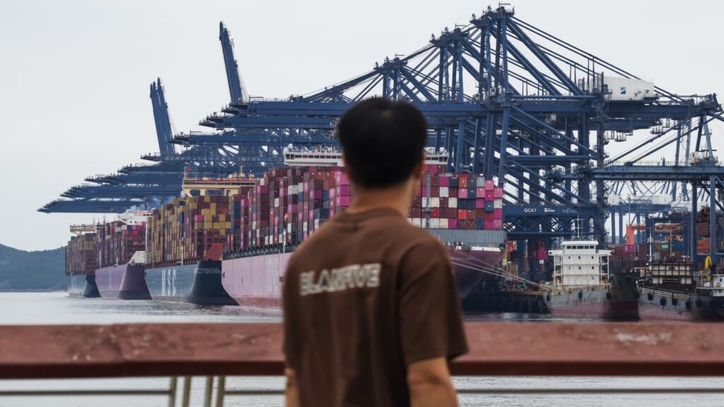 China's exports to the U.S. jumped ahead of summit, survey