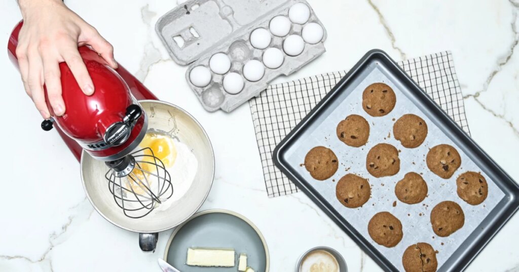 Everything You Need to Make Cookies: Expert Bakers’ Top Tools