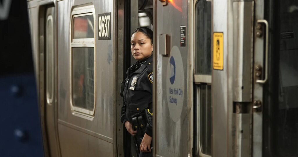 Man fatally shot during dispute at Midtown Manhattan subway station,