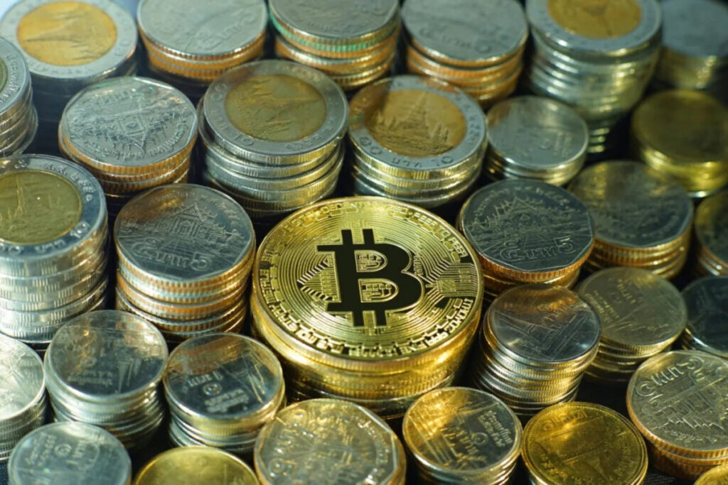 Peter Schiff Says ‘Young’ People Who Made Money Early With Bitcoin Dishing Out Financial Advice: ‘Don’t Confuse Brains With A Bull Market’ Peter Schiff Says 'Young' People Who Made Money Early With