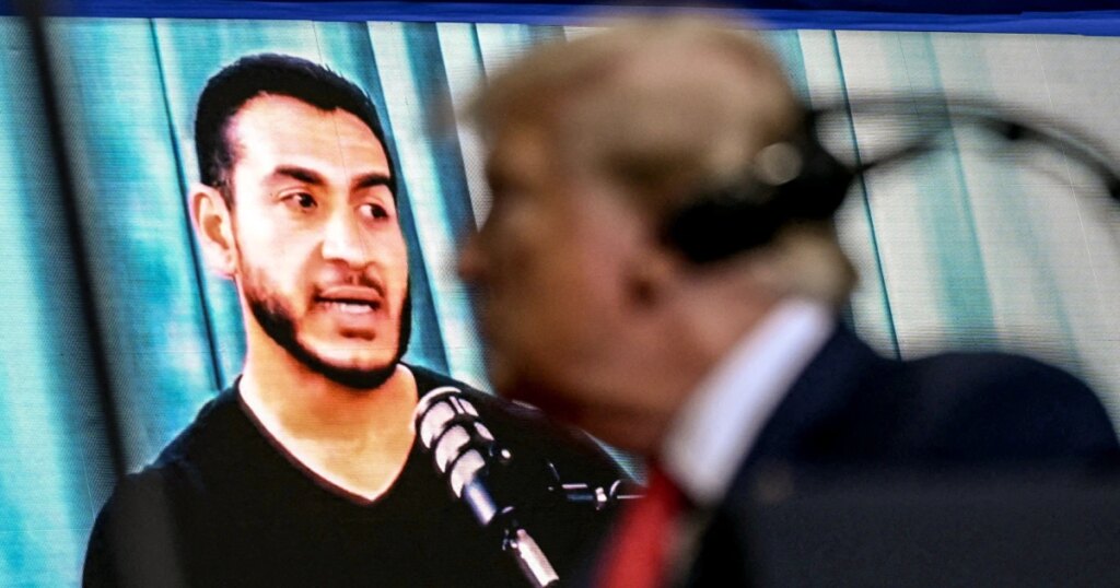 Trump leans into Islamophobic rhetoric at Michigan rally